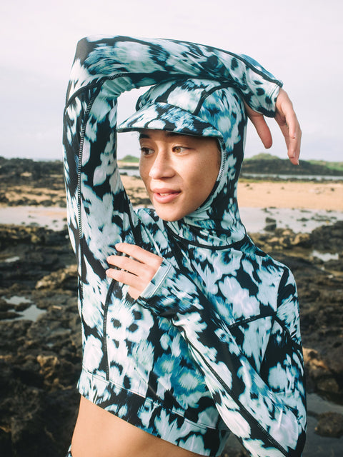 UPF50+ Keramas Hooded Rashguard for Women