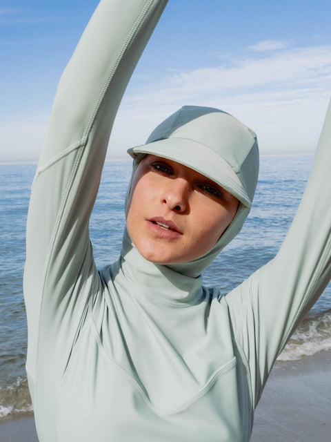 UPF50+ Keramas Hooded Rashguard for Women
